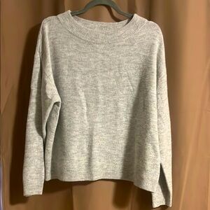 Cozy Gray Sweater from H&M NWOT excellent condition! Very cozy and cute!